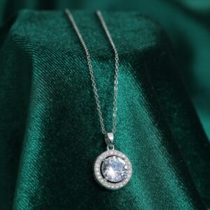 Lumière Pırlanta Görünümlü Gümüş Renkli Işıltılı Çelik Kolye