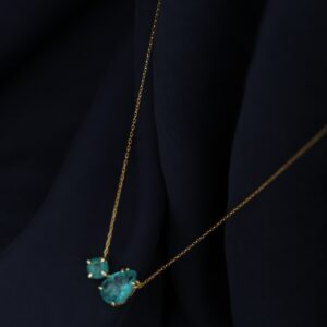 Aveline Green 925 Ayar Gümüş Üzeri Altın Kaplama Kadın Kolye – Yeşil Taşlı Şık Kolye